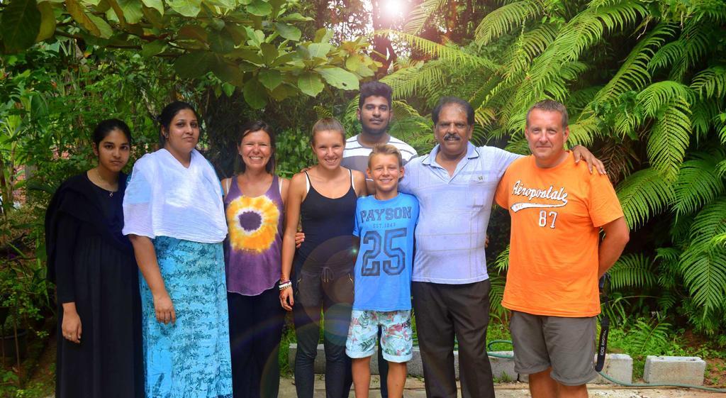 Haniffas Holiday Inn Kandy Zewnętrze zdjęcie